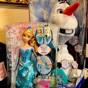 Elsa and Olaf Disney Frozen